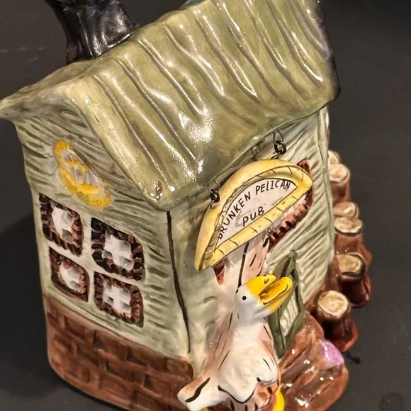 Drunken Pelican Pub Tea Light Holder - Picture 4 of 6